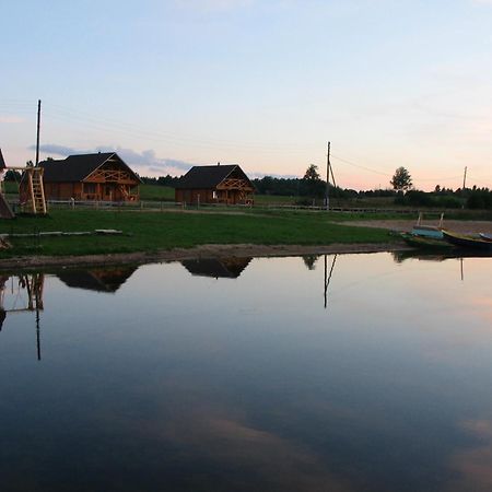 Guest House Zirga Smaids Kušneri Exteriör bild