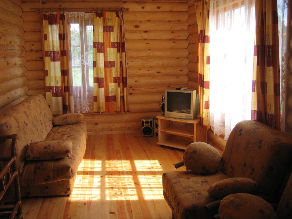 Guest House Zirga Smaids Kušneri Rum bild