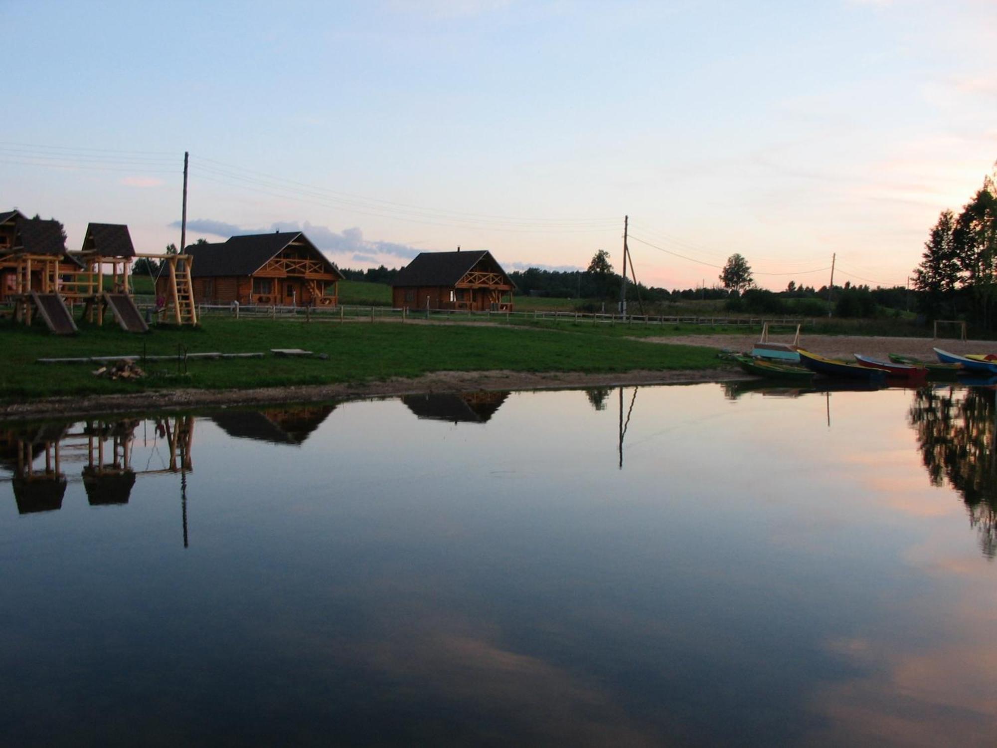 Guest House Zirga Smaids Kušneri Exteriör bild